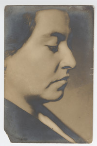 Gabriela Mistral hacia 1918