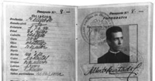 Pasaporte de Alberto Hurtado Cruchaga