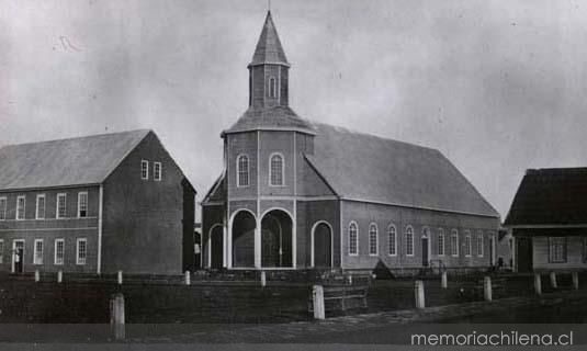 Intendencia e Iglesia Matriz de Valdivia, hacia 1844