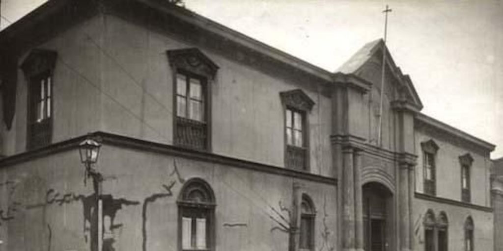 Casa de José Antonio Rodríguez Aldea, ubicada en Santo Domingo con Miraflores, hacia 1900