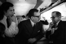 Salvador Allende y el periodista José María de Navasal