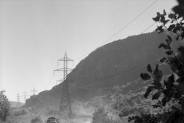 Torres de conducción desde la Central Hidroeléctrica Antuco, 1980