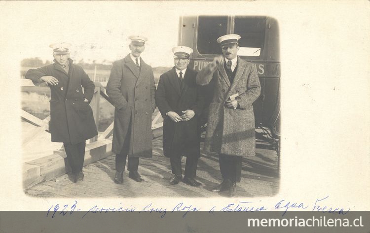 Servicio Cruz Roja a estancia Agua Fresca, Chile, 1923