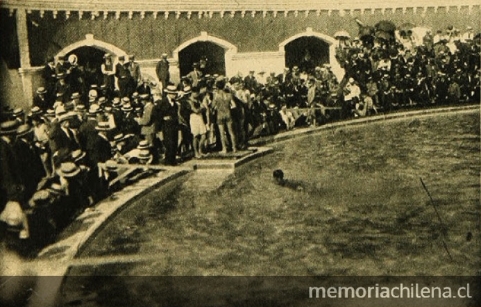 Piscina de la Quinta Normal, 1923