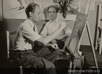Tótila junto al pintor Kurt Herdan, quien pinta su retrato