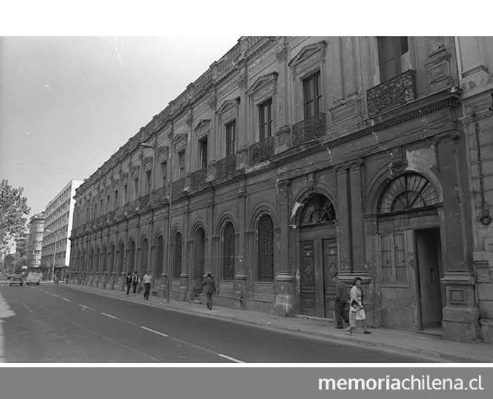 Palacio Pereira Construido en 1872 por Lucien Ambroise