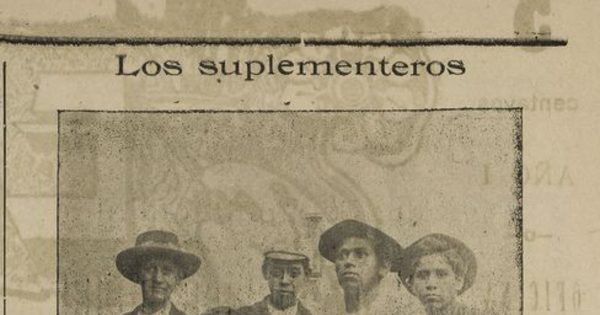 Pie de foto: Los primeros suplementeros de El Diario Ilustrado.