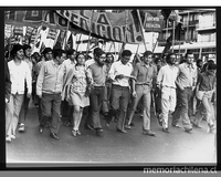 Pie de Foto: Marcha antifascista. Entre ellos, Gladys Marín.