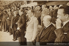  El presidente de la República Arturo Alessandri y Ministros en la tribuna oficial durante el desfile de inauguración del Estadio Nacional, en Zig Zag, (s/n): 22, 8 de diciembre, 1938.
