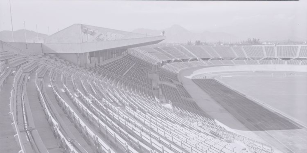 Pie de foto: Interior del Estadio Nacional, c1938