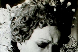 Ana González como Isabel II en "María Stuardo" del Teatro de la Universidad Católica, 1980