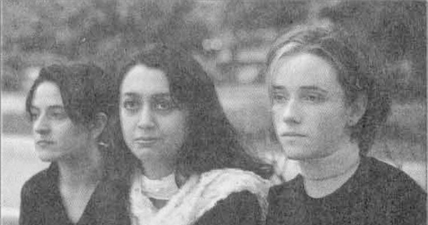 Las dramaturgas Ana María Harcha, Lucía de la Maza Y Francisca Bernardi, 1998