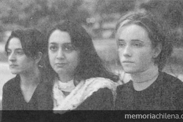 Las dramaturgas Ana María Harcha, Lucía de la Maza Y Francisca Bernardi, 1998