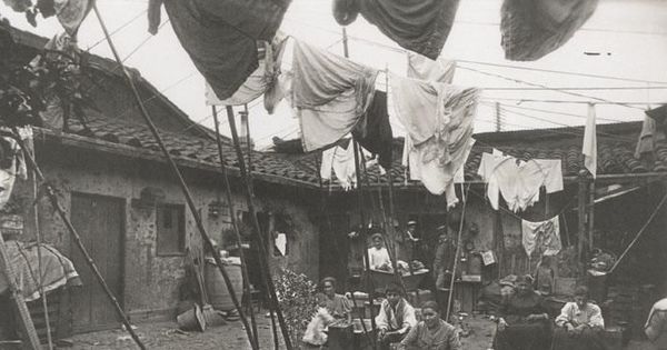Conventillo de lavanderas, hacia 1900
