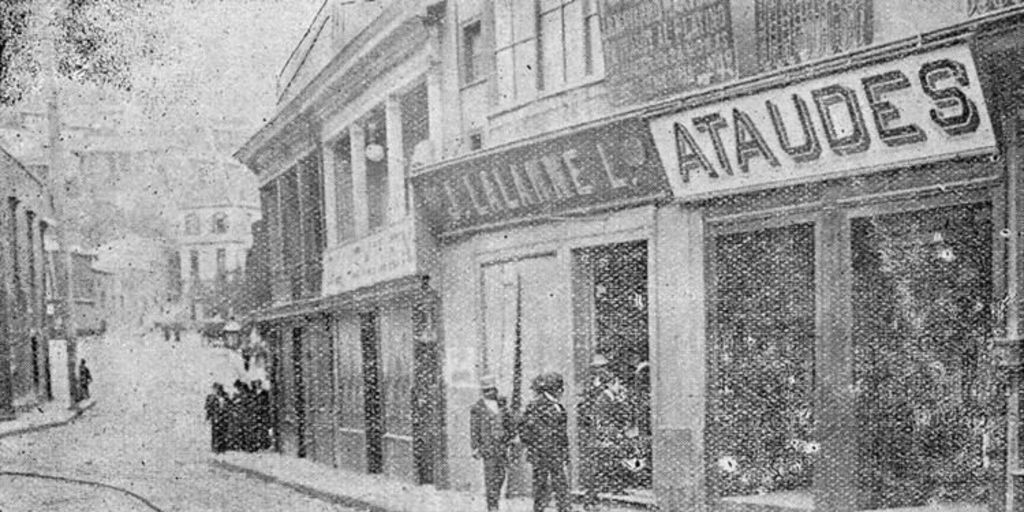 Botería de Lalanne saqueda por las turbas. Huelga del 16 de mayo de 1903
