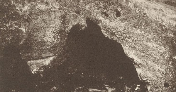La cueva de Robinson Crusoe en Juan Fernández, ca. 1860
