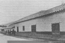 Exterior y patio de la casa de Manuel Montt en Petorca, hacia 1900