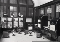 Exposición de estufas y artefactos eléctricos, 1924