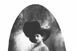 Elena Cifuentes Rogers, hacia 1900