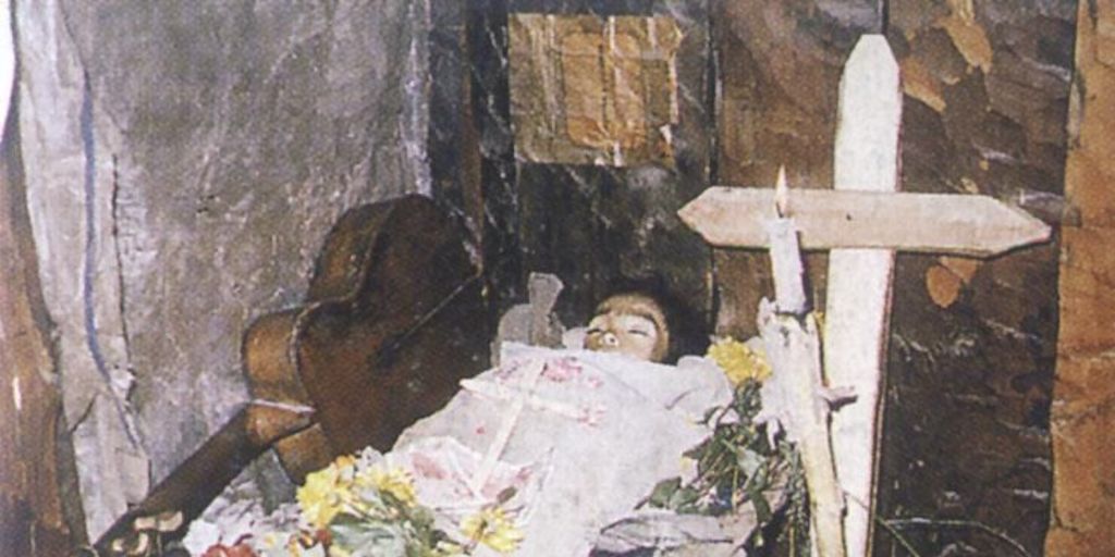 Angelito, niño difunto en su ceremonial de velorio