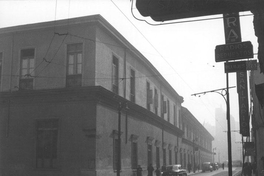 Vista del Instituto Nacional desde calle Arturo Prat con Alonso de Ovalle (1964)