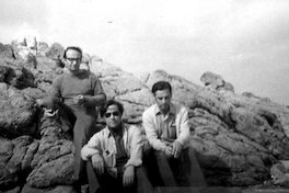 Jorge Teillier junto a Antonio Avaria y Claudio Giaconi