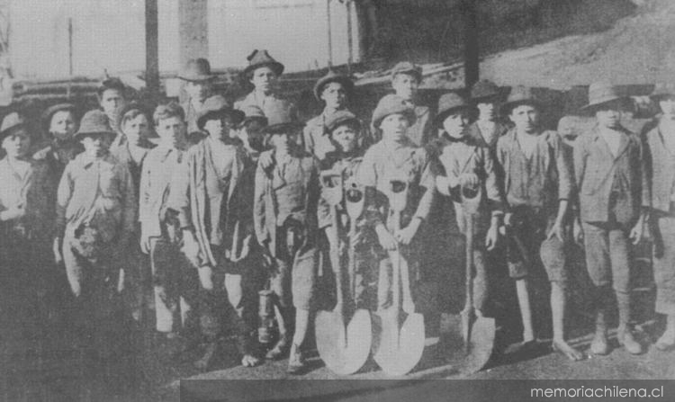 Niños obreros en las minas de carbón de Curanilahue