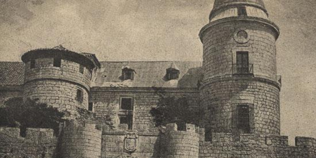 Entrada principal del castillo de Simancas