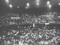 El Caupolicán durante la final del IV Festival de Música Universitaria, 1980