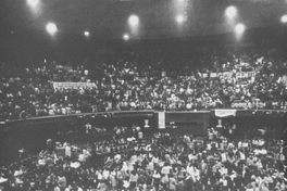 El Caupolicán durante la final del IV Festival de Música Universitaria, 1980