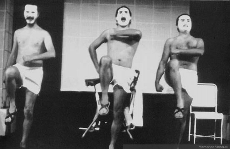 Imagen de la obra "Baño a Baño", de la Facultad de Medicina Norte, 1978