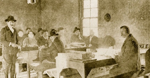 Comedor para trabajadores en la Estancia Cameron, Tierra del Fuego, 1920