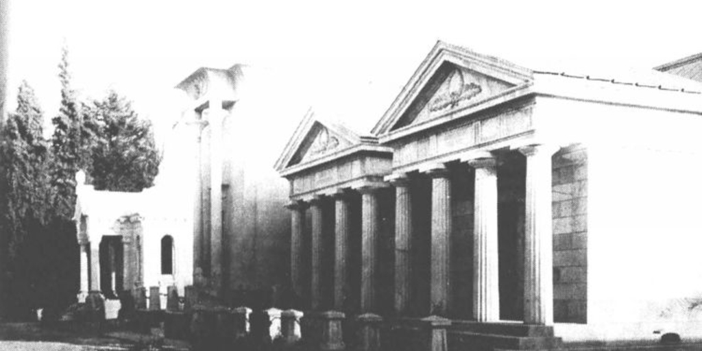 Tumbas neoclásicas en el Cementerio General de Santiago, hacia 1910