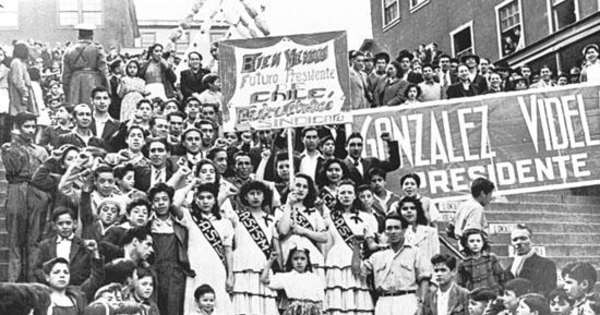 Manifestación en Sewell para la candidatura de Gabriel González Videla, 1946