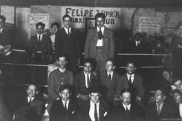 Empleados del Club de Boxeo Felipe Zúñiga, 1922