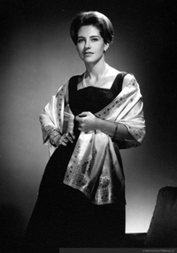 Retrato de Alicia Amunátegui de Rosas, hacia 1960