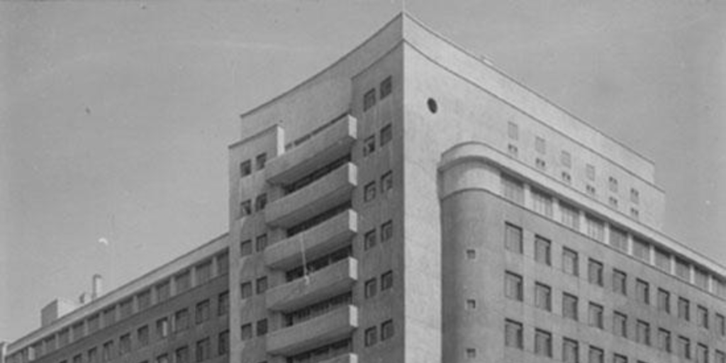 Frontis Banco del Estado, hacia 1960