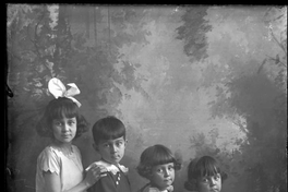 Niños, ca. 1880