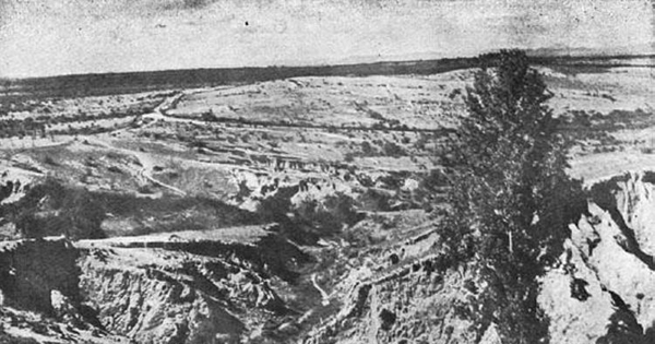 Aspecto típico de las localidades erosionadas de Chile, ca. 1940