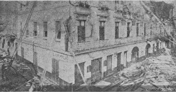 El Teatro Odeón de Valparaíso incendiado en 1905