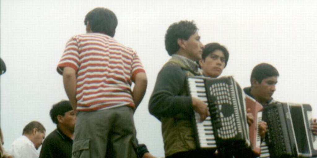 Banda de cabildo, fiesta del Nazareno de Cahuach, Chiloé, 2001