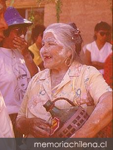 Celebrando con juego de la chaya, 1975