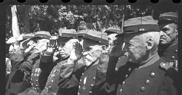 Veteranos de guerra en fiesta del roto chileno, 20 de enero de 1947