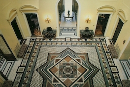 Salón principal de la residencia de la Embajada de Brasil (Palacio Errázuriz)