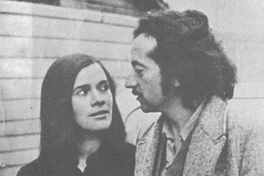 Floridor Pérez y su esposa Natacha llegando a Temuco, 1973