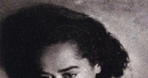 Isidora Aguirre en su juventud
