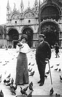 Joaquín Díaz Garcés junto a su esposa, María Besa Foster, Venecia, 1909