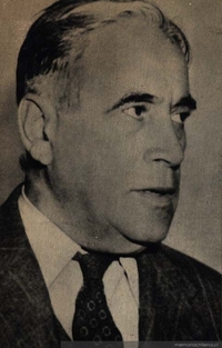 El periodista y escritor Hugo Silva el año en que recibe el Premio Nacional de Periodismo, 1955
