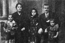 Leandro Ottone y familia en Valparaíso, 1926