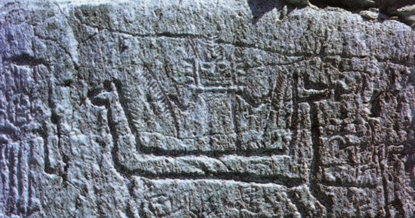 Petroglifos estilo Isla : "El señor de los camélidos"